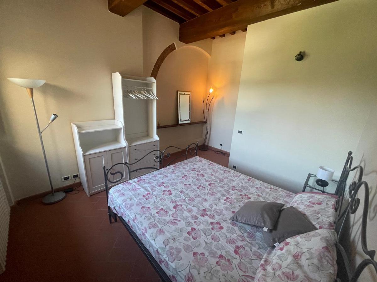 Casa Vacanza Villaggio Poggio Rosso Arezzo Exterior foto